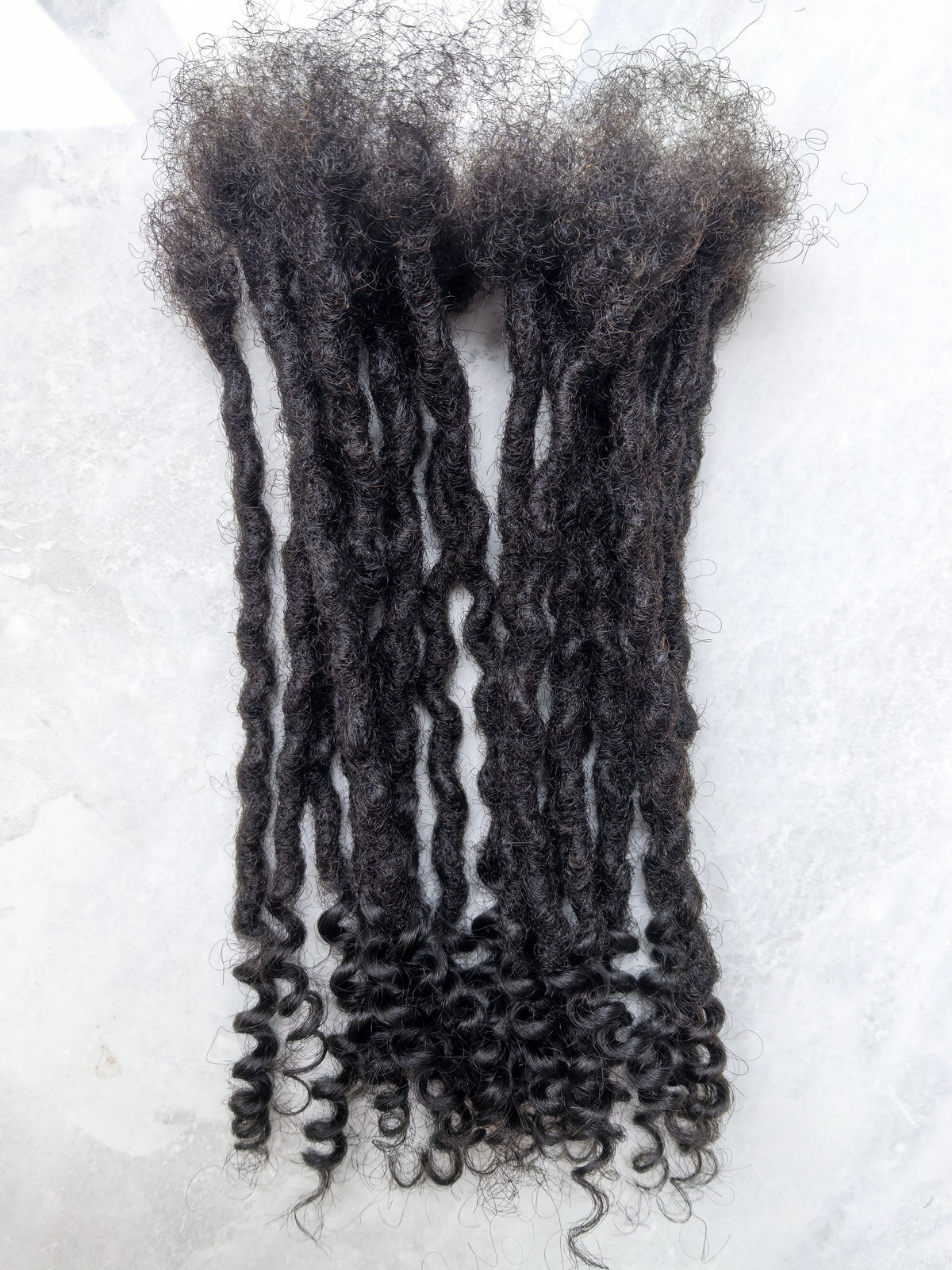 Small 0.6 cm Goddess Locs – 100% Human Hair, 20 Strands
