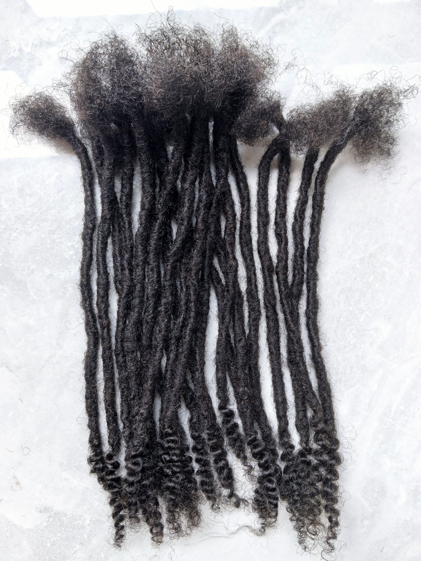 Human Hair Handmade Small 0.6cm Interlocks/Sisterlocks Curly End 20 Stands Per Bundle（副本）
